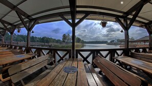 Outdoor dining - Hotel Gorecznik (Przygodzice)