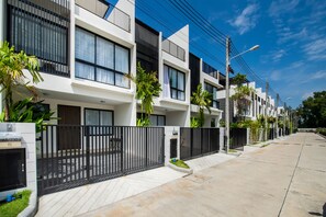 Exterior - 3 BDR Laguna Park Phuket Townhome Nr 16 (Choeng Thale)