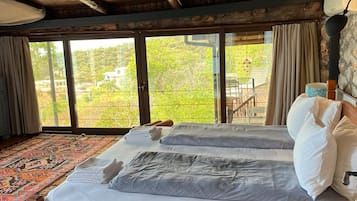 Habitación doble Grand, vista al mar (Double) | Ropa de cama de alta calidad y caja de seguridad en la habitación