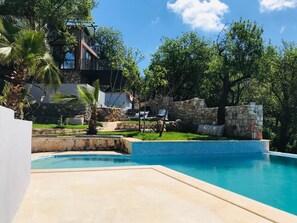 Outdoor pool, open 9:00 AM to 8:00 PM, pool umbrellas, sun loungers - Kale Lodge - Adults Only (Kas)