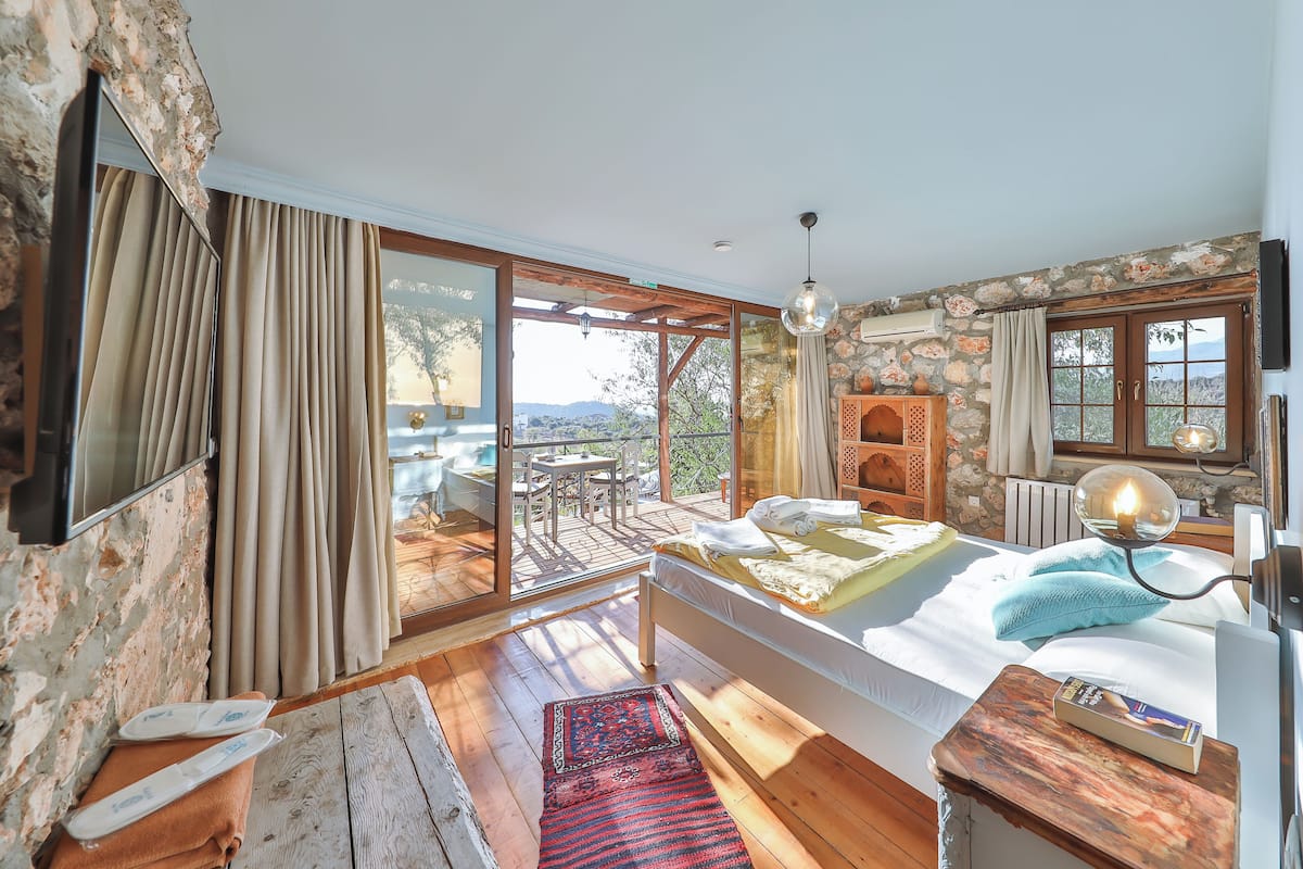 Superior tweepersoonskamer, 1 queensize bed, uitzicht op zee | 6 slaapkamers, luxe beddengoed, een kluis op de kamer