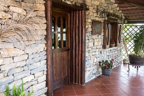 Exterior detail - La Taverna dei Ciucci Bed & Breakfast (Capaccio-Paestum)