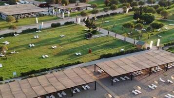 Privatstrand in der Nähe, kostenloser Shuttle zum Strand, Liegestühle