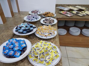Tägliches inbegriffenes Frühstücksbuffet