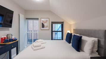 Habitación doble, 1 cama matrimonial | 1 habitación, wifi gratis y ropa de cama