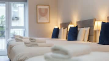 Quadruple Room | Free WiFi, bed sheets