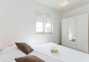 Apartment (2) | Kostenloses WLAN, Bettwäsche