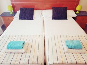3 Schlafzimmer, Bügeleisen/Bügelbrett, Internetzugang, Bettwäsche
