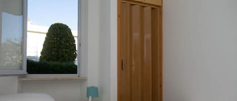 3 間睡房、床單