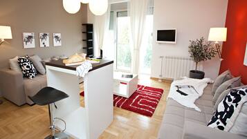 Studio (2 Adults) | Seprai antialergi dan didekorasi berbeda-beda