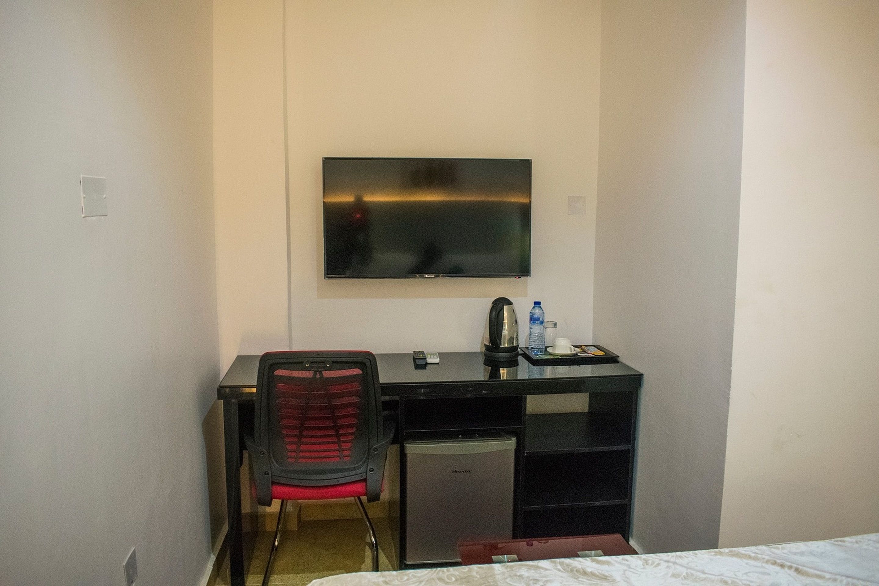 standard single room, 1 double bed | 1 bedroom, minibar, in-room safe, individually furnished