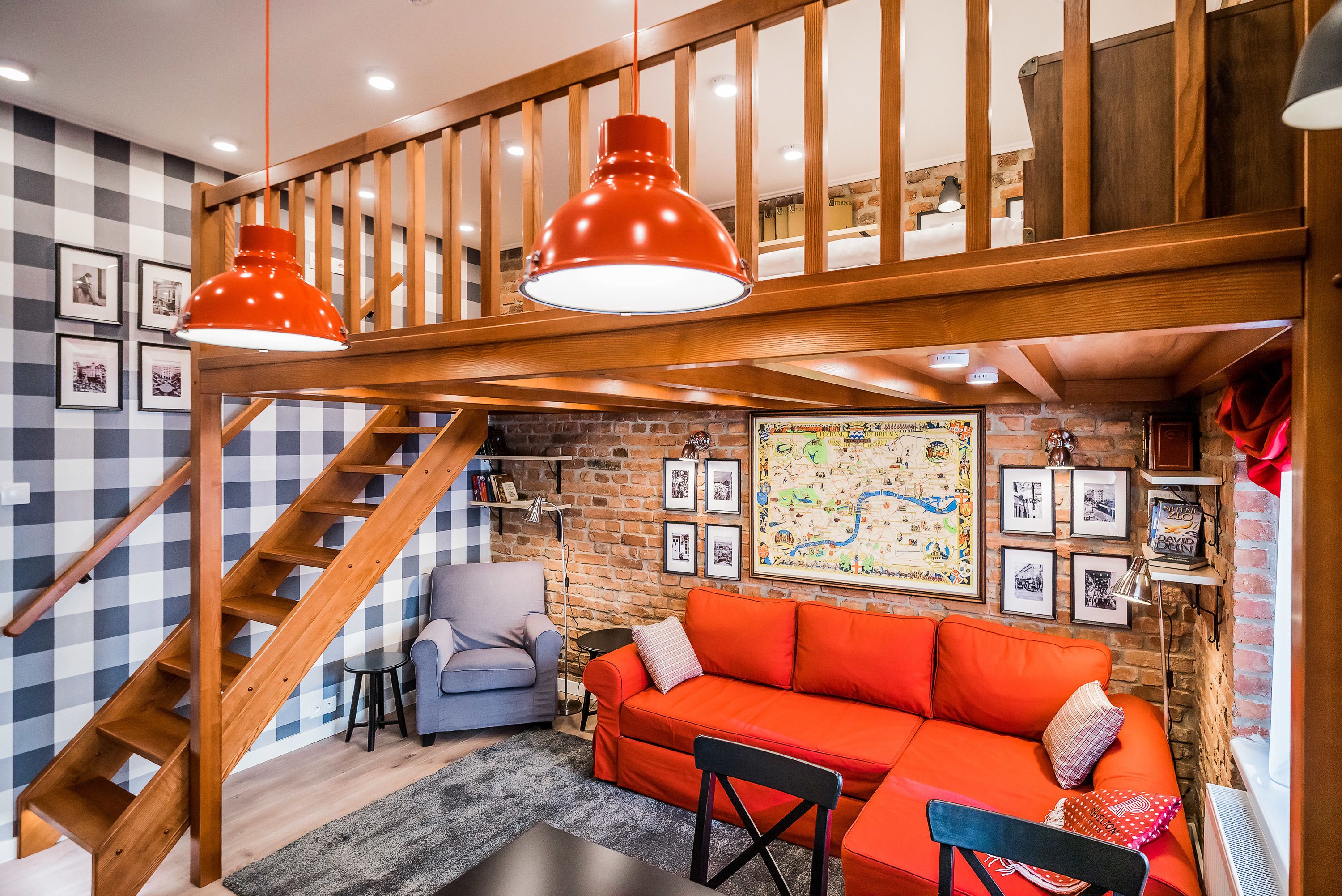 スーペリア デュープレックス | リビング エリア | 薄型テレビ