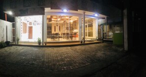 Outdoor banquet area - Brew Break Inn (Kandy)