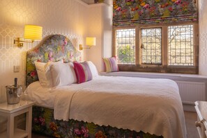 1 bedroom, premium bedding, individually decorated - Fischers Baslow Hall (Bakewell)