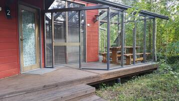 Chalet, 2Â Schlafzimmer, Sauna, Blick auf die Anlage | Terrasse/Patio