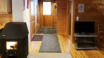 Family Cottage, 3 Bedrooms, Sauna, Lakeside | 3 bedrooms