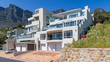 Façade de lâhĂ©bergement