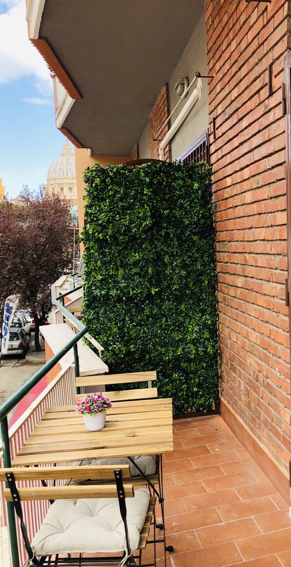 View from room - San Pietro Home (Rome)