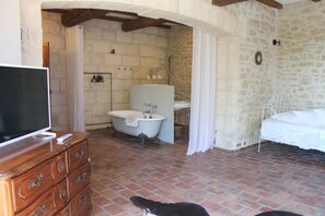 Bathroom - La Demeure (Aubais)