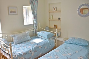 Ferienhaus | Schreibtisch, Verdunkelungsvorhänge, schallisolierte Zimmer
