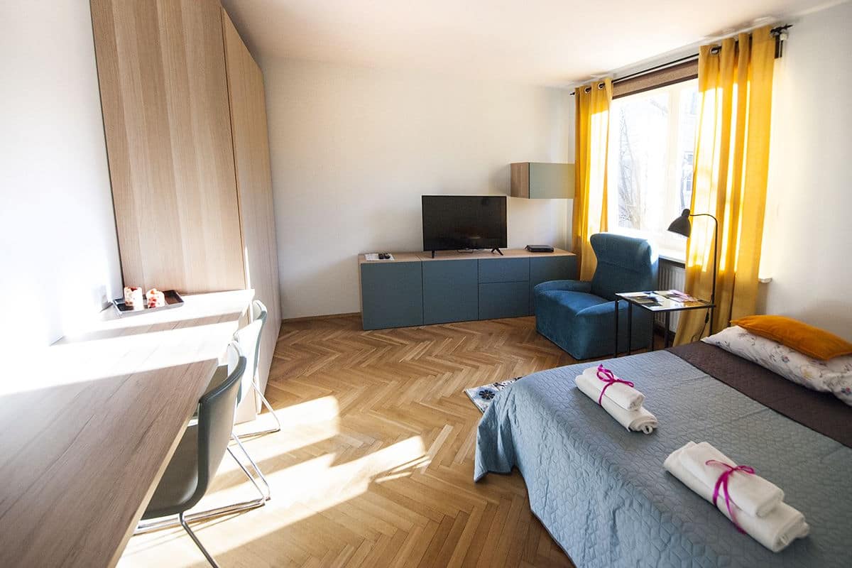 Huoneisto, 1 keskisuuri parisänky, kaupunkinäköala (6) | Yksilöllisesti sisustettu, yksilöllisesti kalustettu