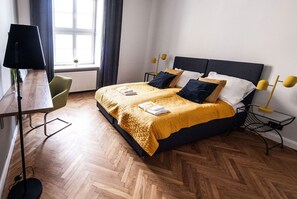 Huoneisto, 1 keskisuuri parisänky ja vuodesohva (9) | Yksilöllisesti sisustettu, yksilöllisesti kalustettu