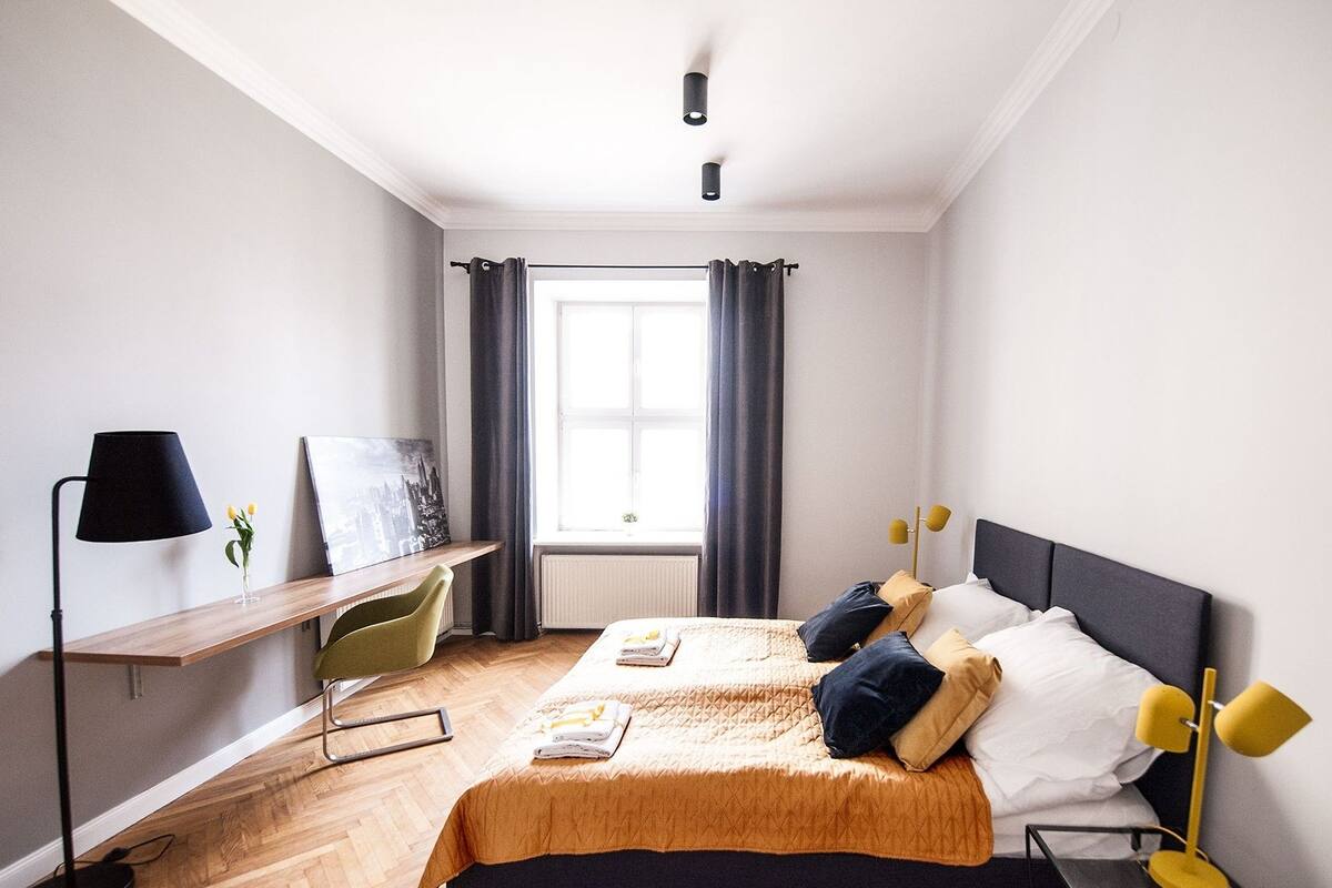 Apartment, 1 Queen-Bett und Schlafsofa (9) | Bügeleisen/Bügelbrett, kostenloses WLAN, individuell dekoriert