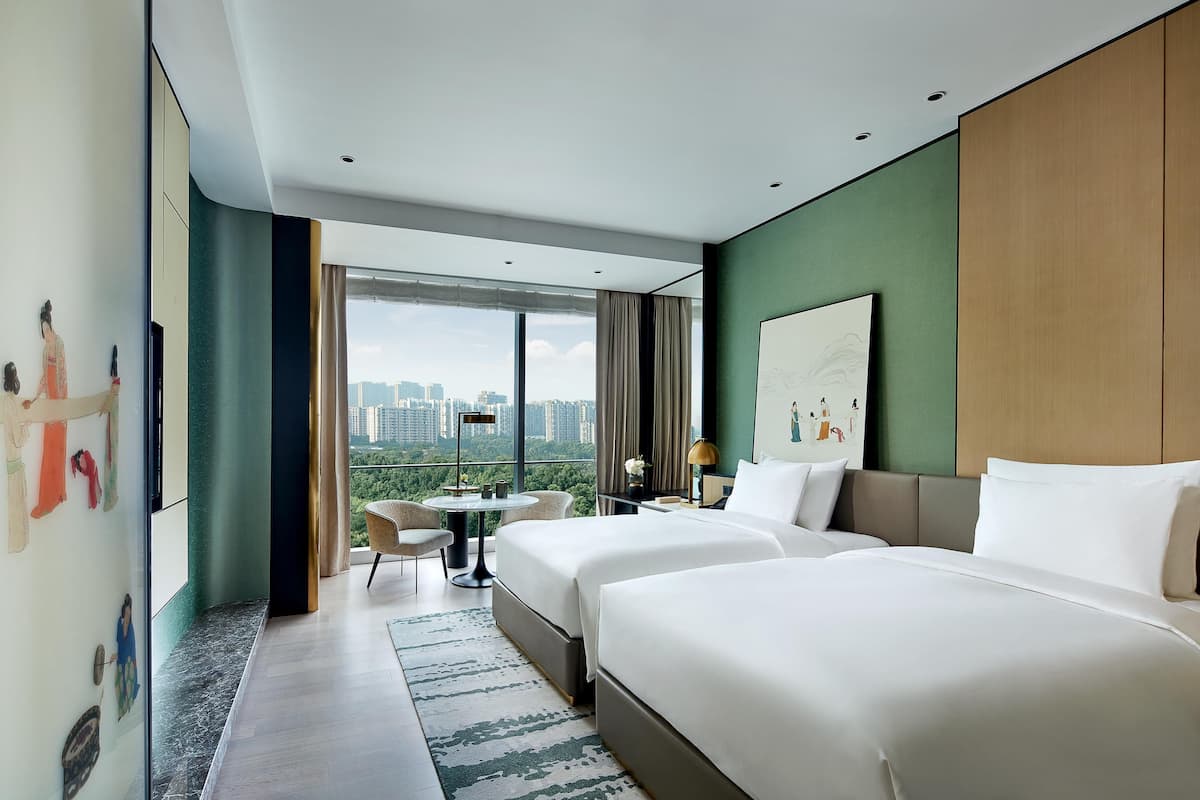 1 bedroom, premium bedding, minibar, in-room safe