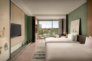1 bedroom, premium bedding, minibar, in-room safe