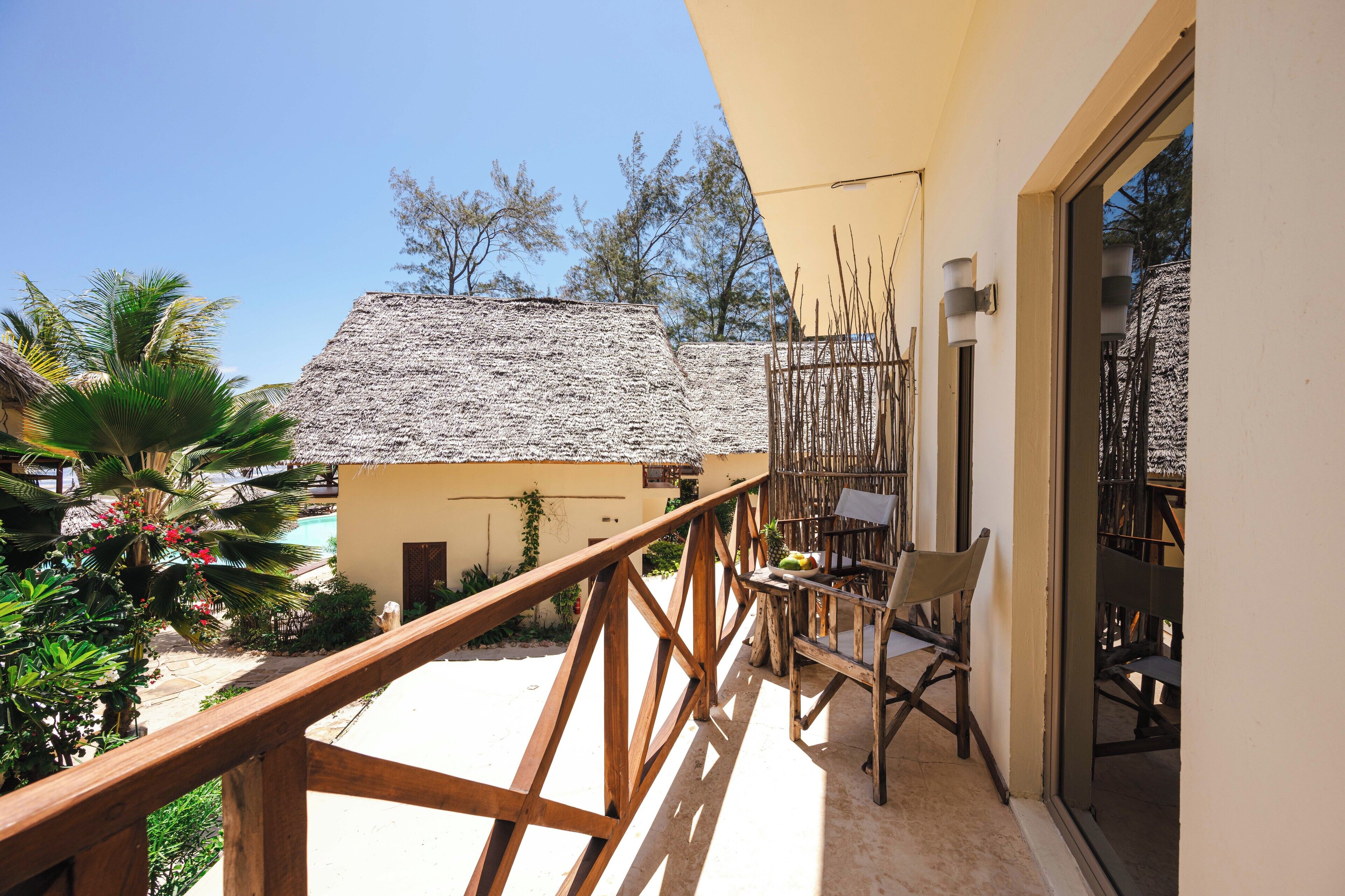 Deluxe Studio Suite, 1 King Bed with Sofa bed, Kitchenette, Ocean View | View from room