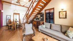 Deluxe Villa, Multiple Beds, Kitchenette, Ocean View | Private kitchen | Coffee/tea maker, full-size fridge, stovetop, electric kettle - Clove Island Villas & SPA (Makunduchi)