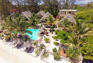 Property grounds - Clove Island Villas & SPA (Makunduchi)