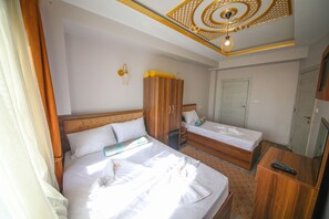 Chambre Triple Familiale, vue mer