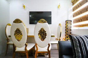  Two-Bedroom Apartment | Dining room