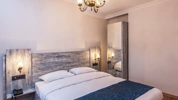 Classic Condo, 1 Queen Bed with Sofa bed
