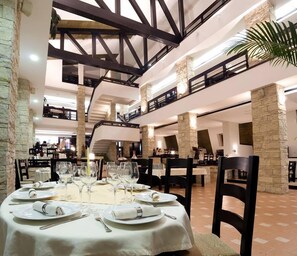 Reception - Hotel & Restaurant Sofia (Sucevita)