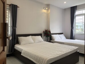 Habitación doble | Minibar, escritorio, cortinas blackout y insonorización 