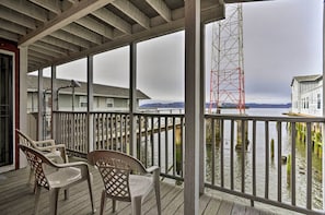 Balcony | Water Views