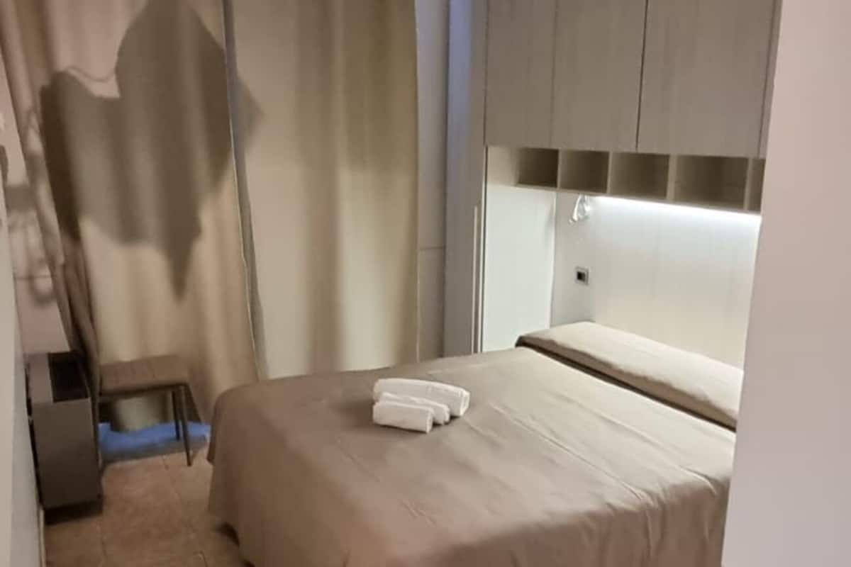 double room, balcony, park view | desk, free wifi, bed sheets