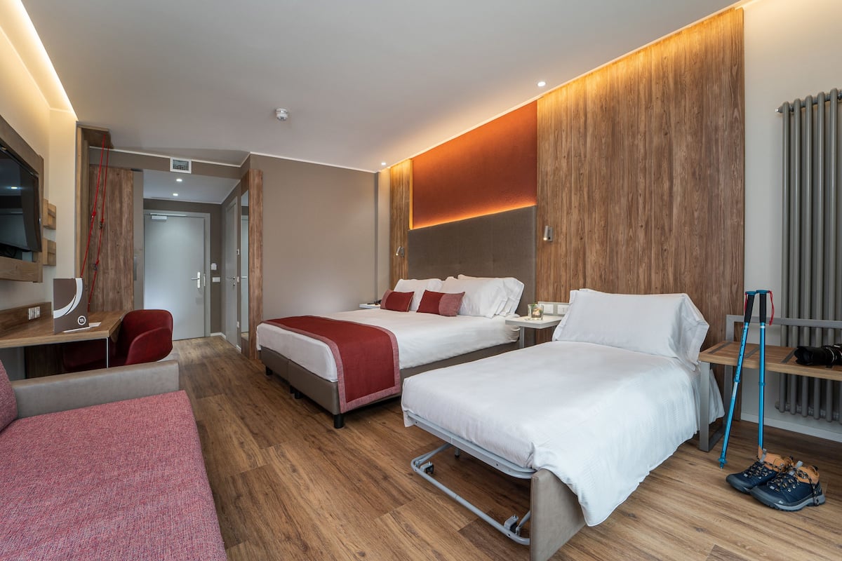 Minibar, bureau, lits bébé (en supplément), Wi-Fi gratuit