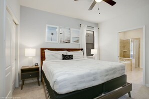 6 bedrooms, desk, iron/ironing board, free WiFi
