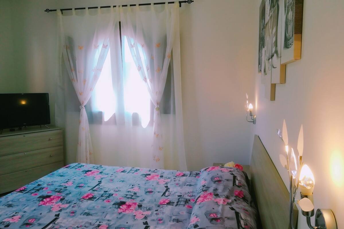 Individually decorated, individually furnished, desk, blackout curtains