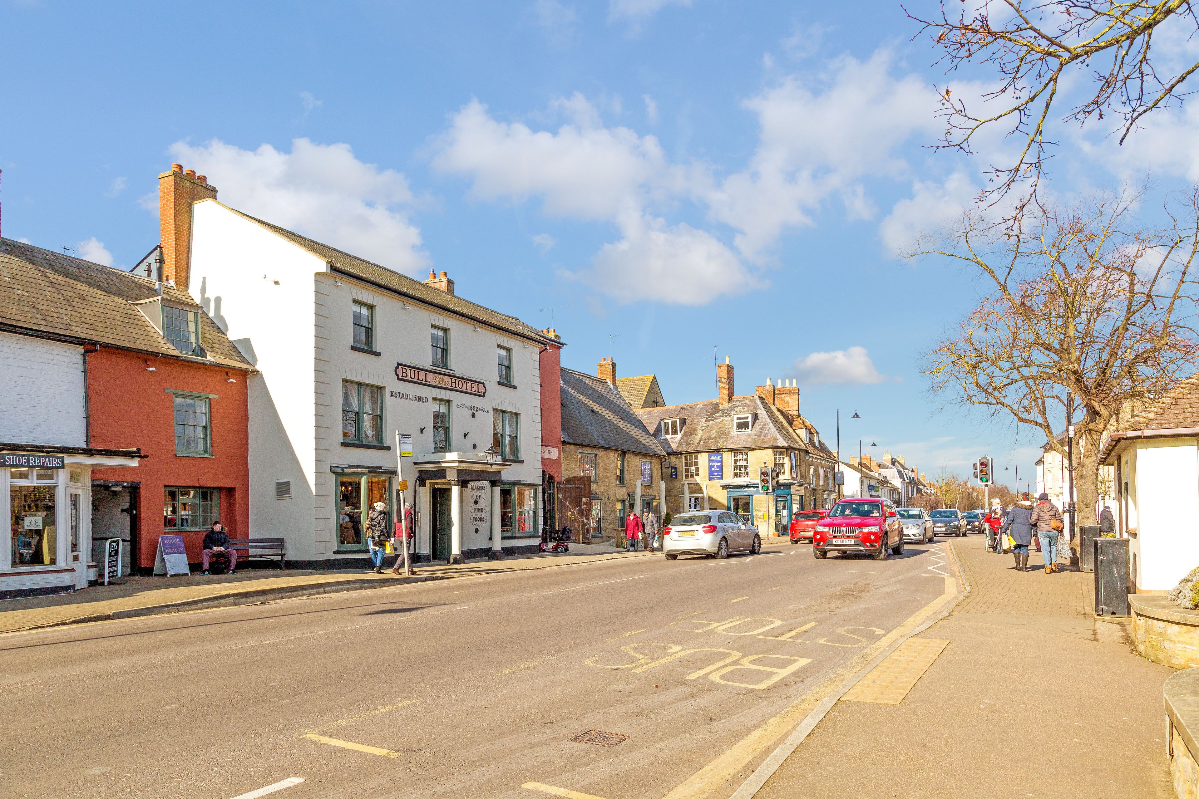 ด้านหน้าที่พัก