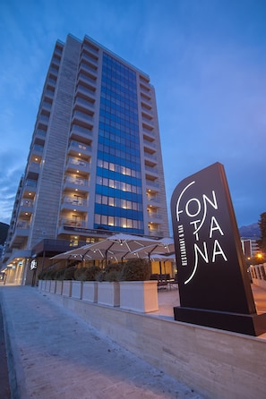 Front of property - evening/night - Fontana Hotel & Gastronomy (Budva)