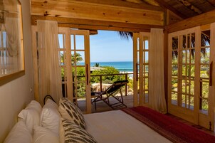 Quadruple Room, Private Bathroom, Ocean View (La Ola) | Premium bedding, in-room safe, individually decorated