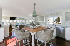 Dining - Fall and Winter Reduced Rates! (Pocasset, Bourne)