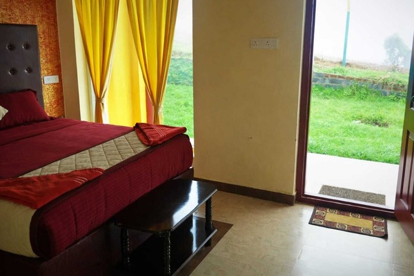 Elite Cottage, 2 Bedrooms | Katil Tempur-Pedic, dilengkapkan perabot secara berasingan, meja