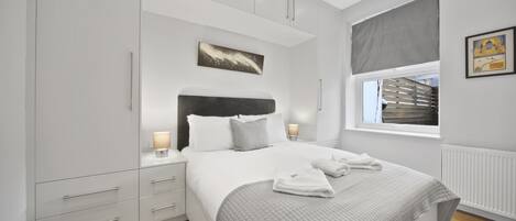 Standard Apartment | 1 bedroom, premium bedding, blackout curtains, iron/ironing board