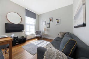 Executive Apartment | Living area
