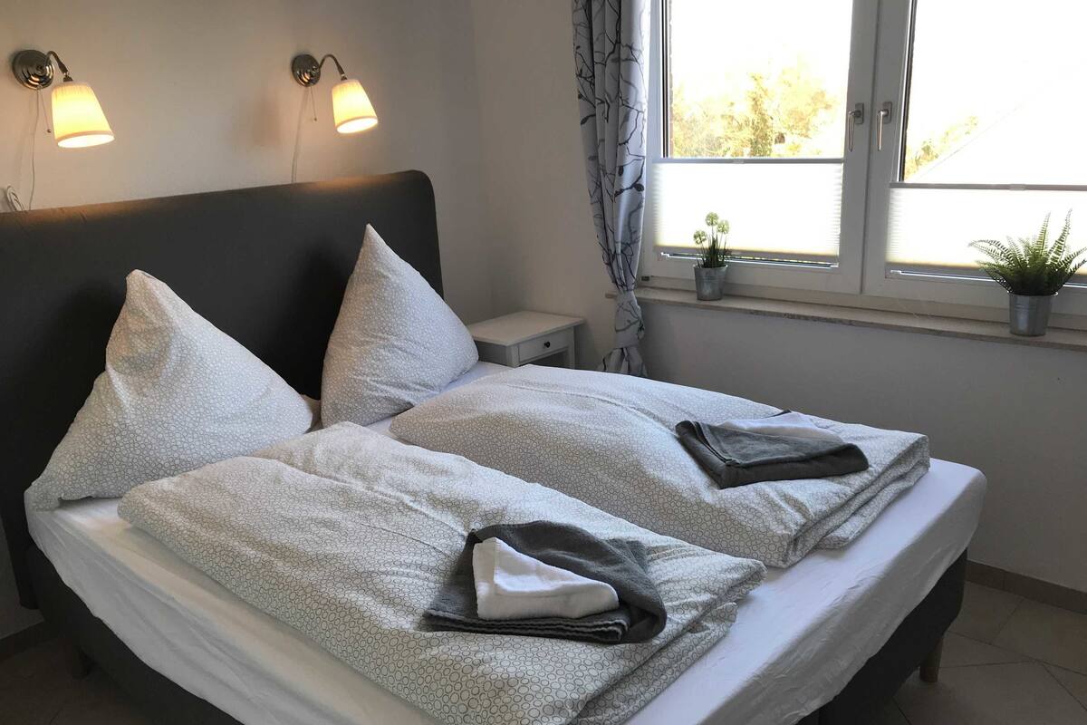 Wifi gratis y ropa de cama